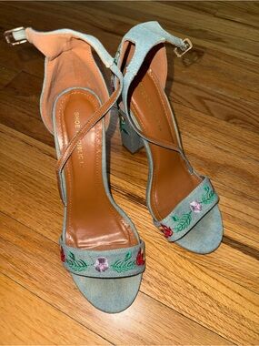 Shoe Republic LA Light Blue Embroidered Denim Block Heels